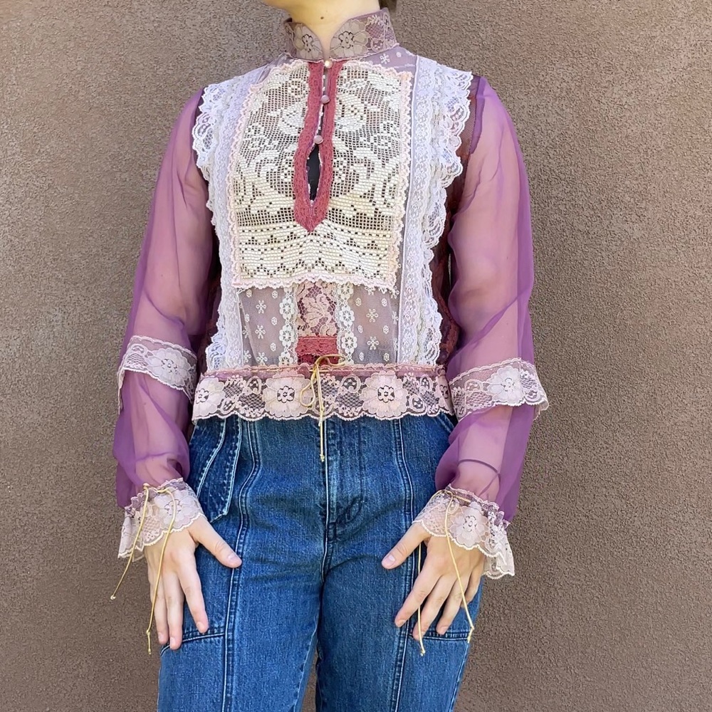 Lorrie Kabala | Vintage Elegant Pink Purple Sheer Lace Long-Sleeve Tunic Blouse - Picture 4 of 13